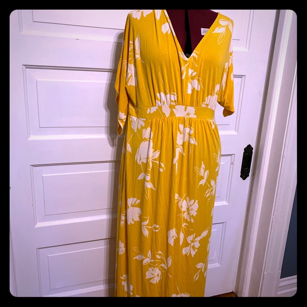 Isabel Floral Maxi Dress